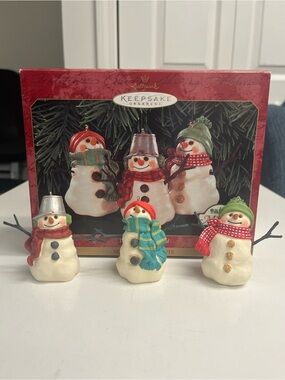 Hallmark Keepsake Ornament Set - The Snowmen of Mitford - Handcrafted 1999